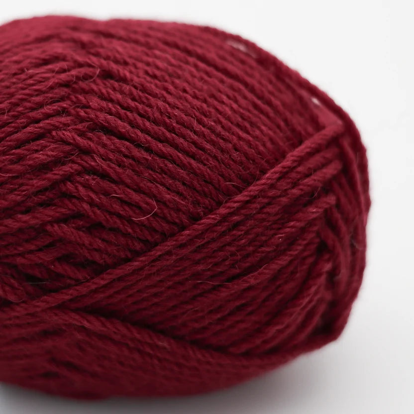 BC Garn Vesterhavet 46 burgundy red