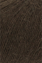 Lade das Bild in den Galerie-Viewer, Alpaca Soxx 6-ply #067
