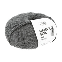 Lade das Bild in den Galerie-Viewer, Alpaca Soxx 6-ply #105
