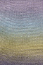 Lade das Bild in den Galerie-Viewer, Lang Yarns Lovis #006
