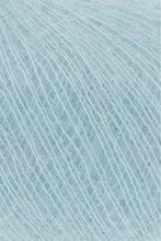 Lade das Bild in den Galerie-Viewer, Lang Mohair 21 #072
