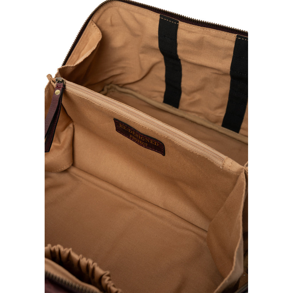 Project 39 Organizer - Walnut/Gold