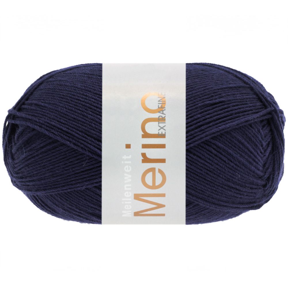 2447 Meilenweit 100 Merino Extrafine Uni tiefblau
