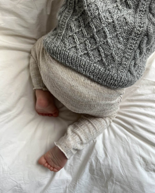 PetiteKnit - Moby Slipover Baby (Anleitung)