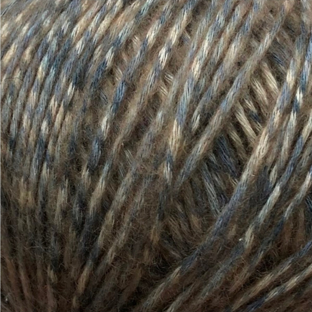 HØST 8202