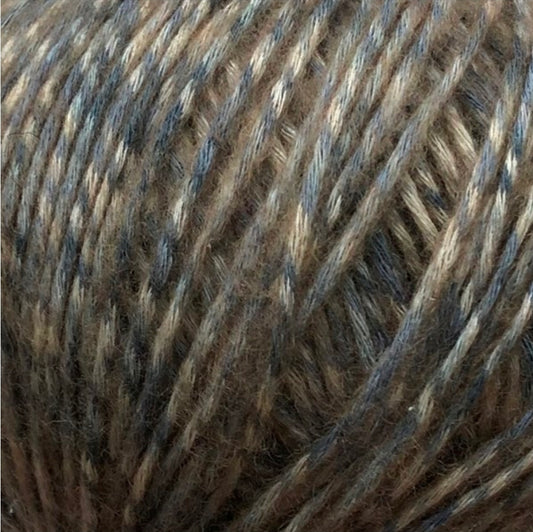 HØST 8202