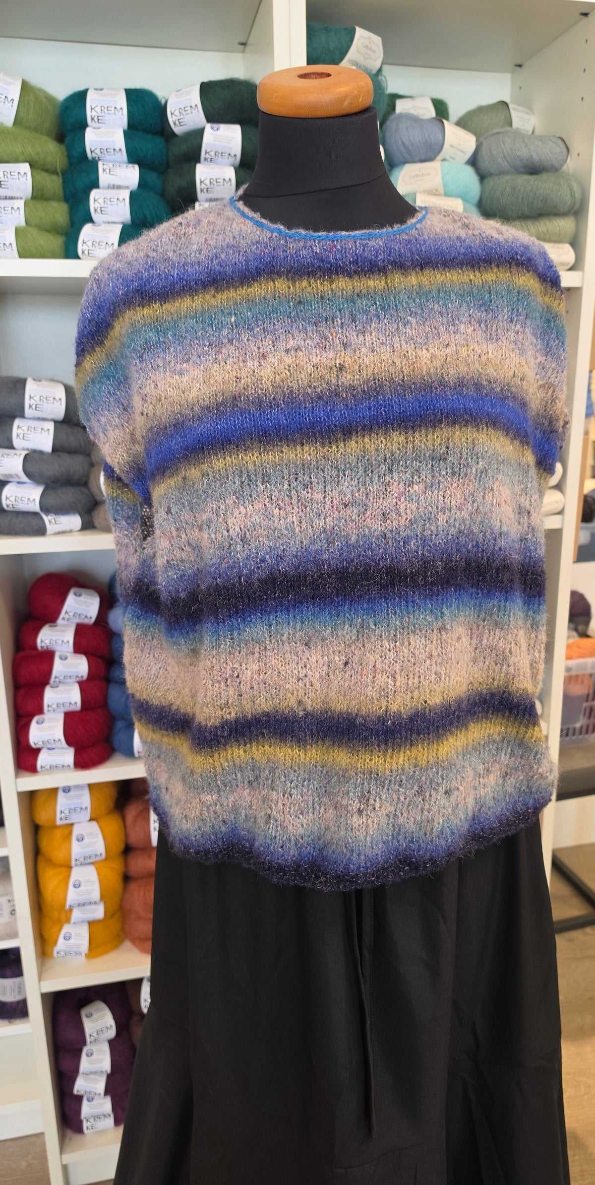 Lang Yarns Galaxy 4