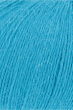 Lade das Bild in den Galerie-Viewer, Lang Alpaca Soxx 4-ply /  79
